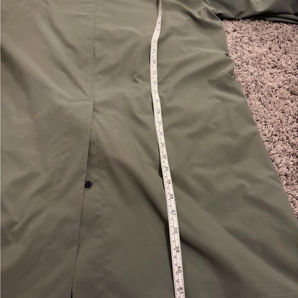 Zara Men's Sage Green Trench Coat - Picture 7 of 7